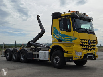 Teherautó Mercedes Arocs 3248