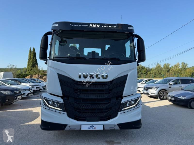 Camion Iveco 460