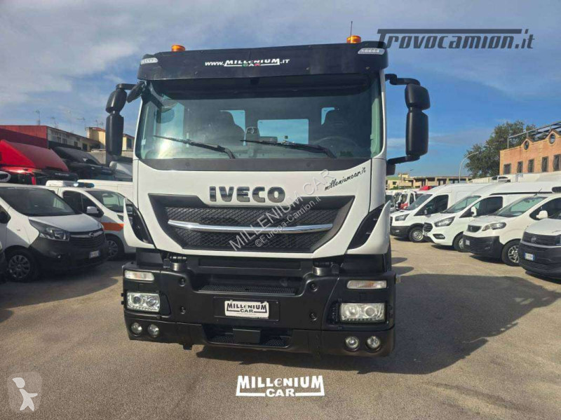 Camión Iveco XWAY 480 MOTRICE (2020) PASSO 3800...
