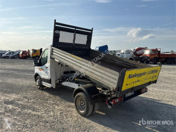 Camion benă Ford