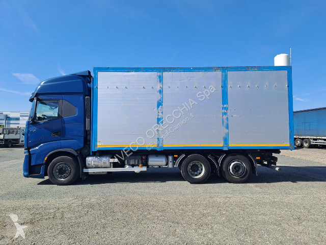 Camion Iveco AS260S46Y/P
