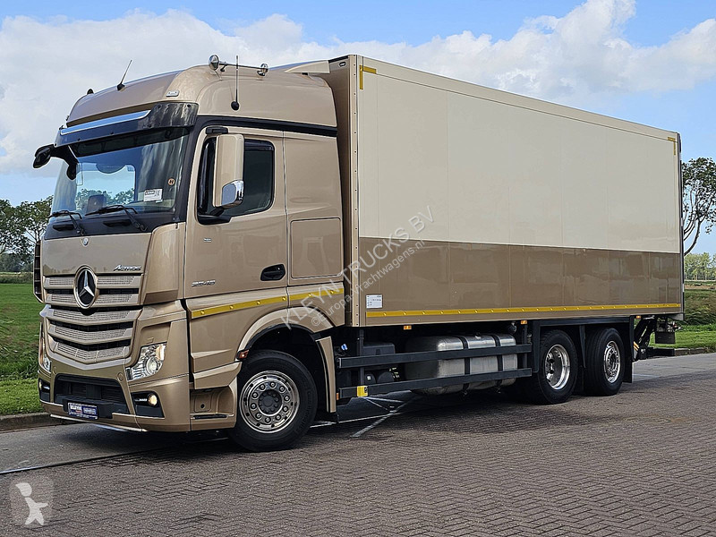 Teherautó Mercedes ACTROS 2548 6X2 STEER 2T LIFT