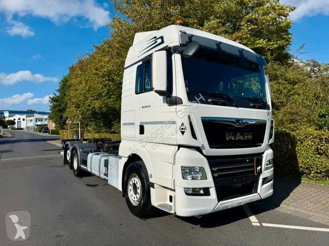 Camion MAN 26.510...