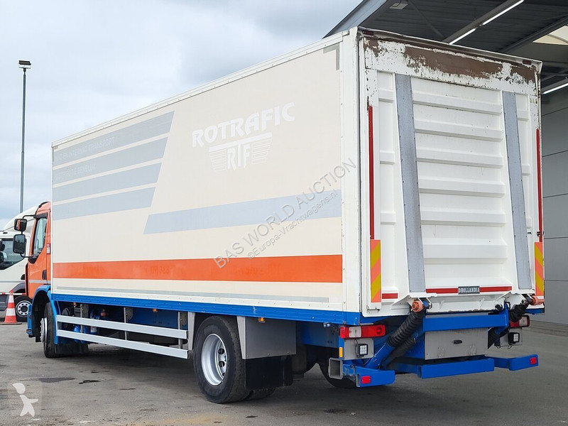 Камион Renault D D 320