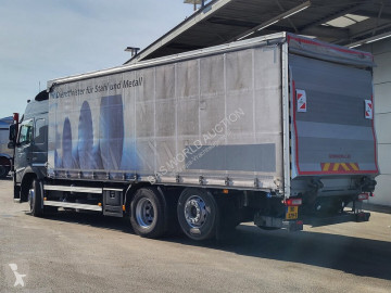 Camião Volvo