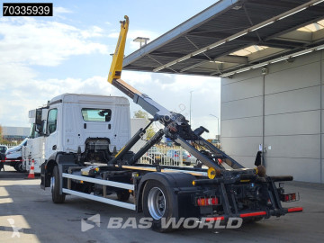 Camião poli-basculante Mercedes