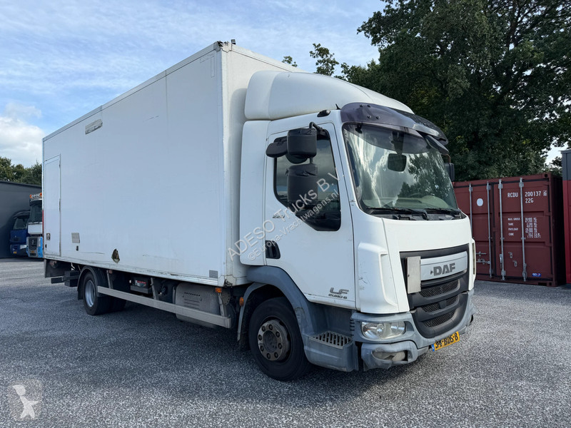 Camião DAF 220 12T, box heater