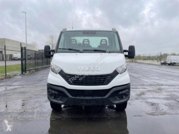 Utilitaire châssis cabine Iveco neuf