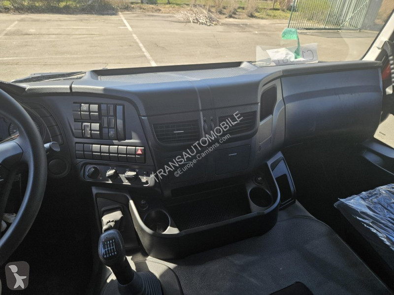 Camião Iveco 44.38 HD9