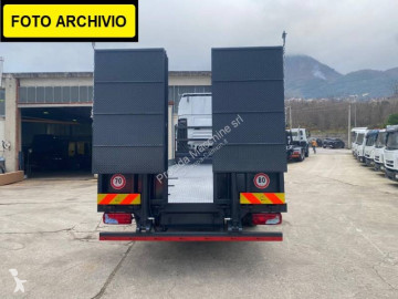 Camião porta máquinas Iveco