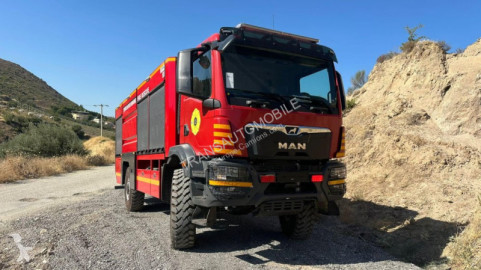 Camion camion de pompieri cu remorca MAN nou