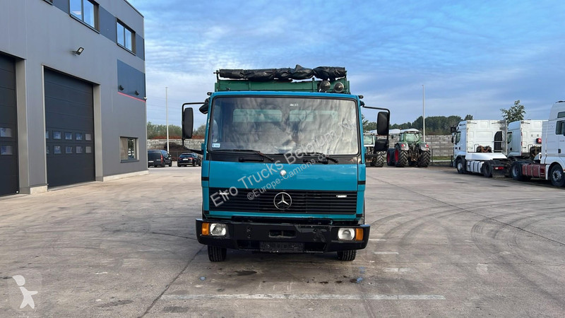 Camion Mercedes SK  (HELPER / AUXILAIRY /...