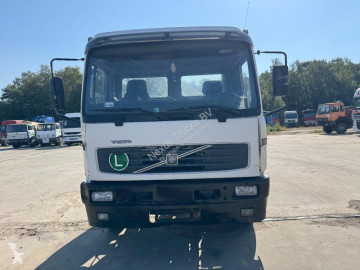 Camion châssis Volvo