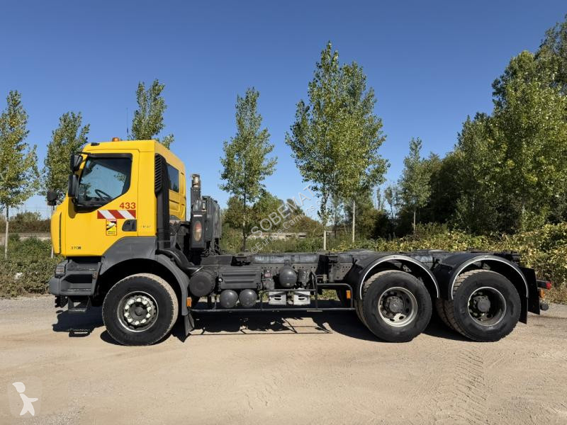 Camião Renault 370.26 (6X4)