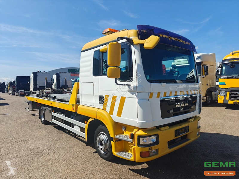 Camião MAN 210 4x2 Sleeper Cab Euro4 - Recovery...