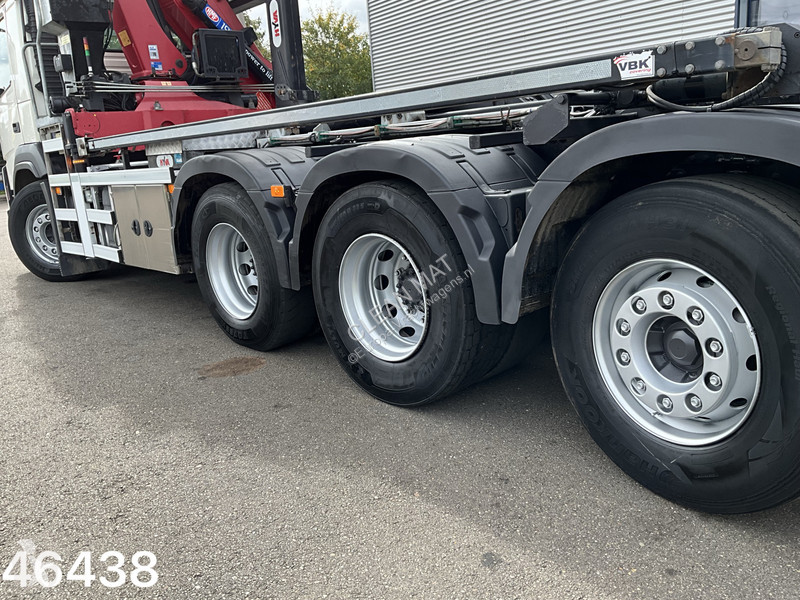 Volvo 460 8x4 Euro 6 HMF 19 Tonmeter Z-kraan truck
