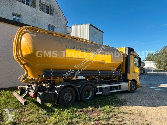 Camion Mercedes 2548 / Spitzer 31qm Silo Food...