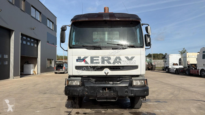 Camion Renault 300 (POMPE MANUELLE / LAMES /...