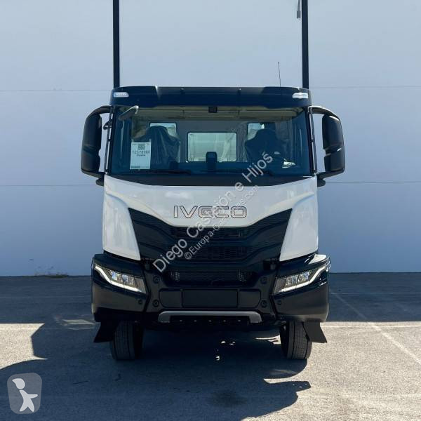 Camion Iveco 460