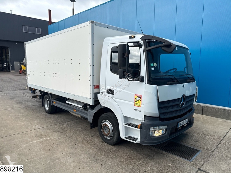 Грузовик Mercedes 1018 EURO 6, Palfinger