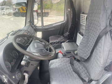 Camião estrado / caixa aberta Iveco