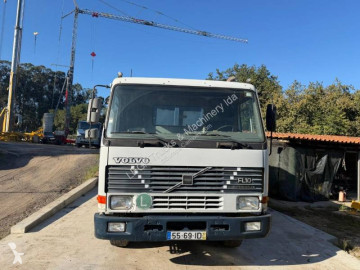 Camião basculante Volvo