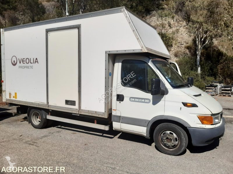 Lastbil Iveco 35C10
