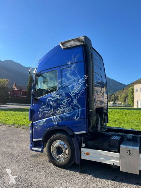 Lastbil Volvo 540 Globetrotter XL