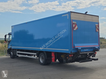 Lastbil Iveco Eurocargo 140E220