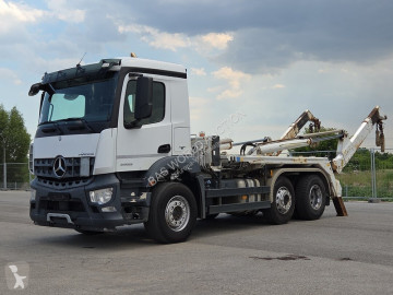 Lastbil Mercedes Actros 2533