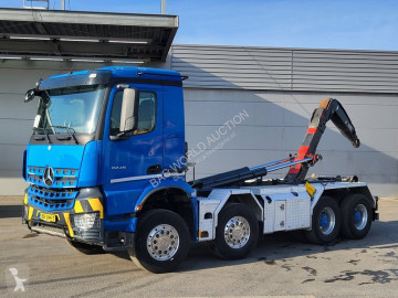 Lastbil Mercedes Arocs 3245