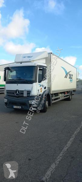 Lastbil transportbil Mercedes