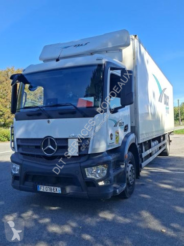 Lastbil transportbil Mercedes