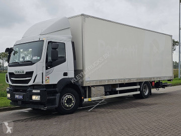 Lastbil transportbil Iveco
