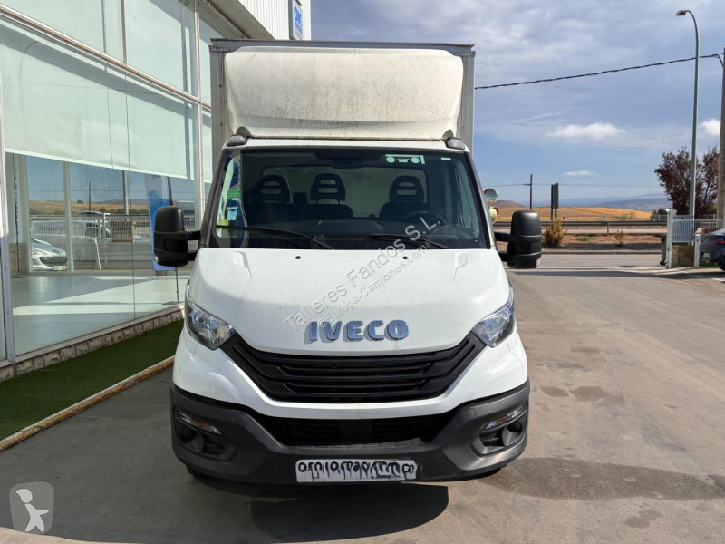 Camión Iveco  35C16H3.0