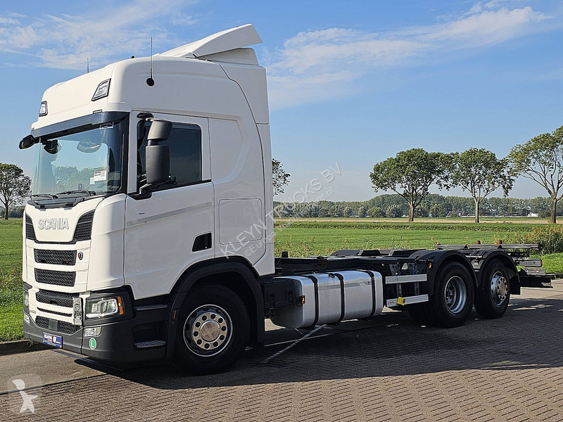 Camión Scania 450 6x2*4