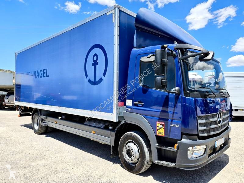 Camión Mercedes 1218