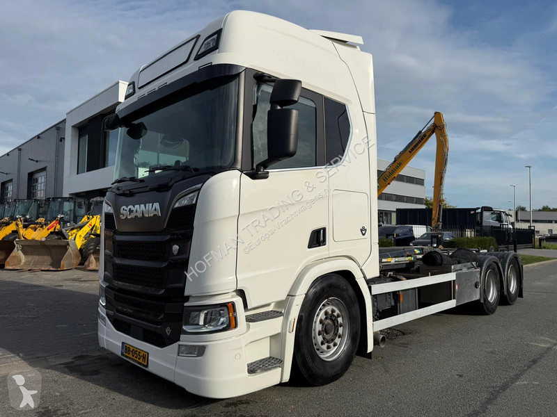 شاحنة Scania 580 V8 B6X2NB