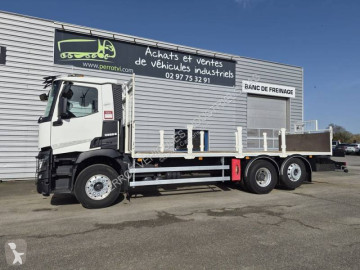 Renault standard flatbed truck