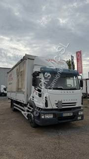 Camión lona Iveco