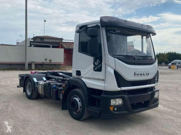 شاحنة Iveco EUROCARGO 120E25 SCARRABILE