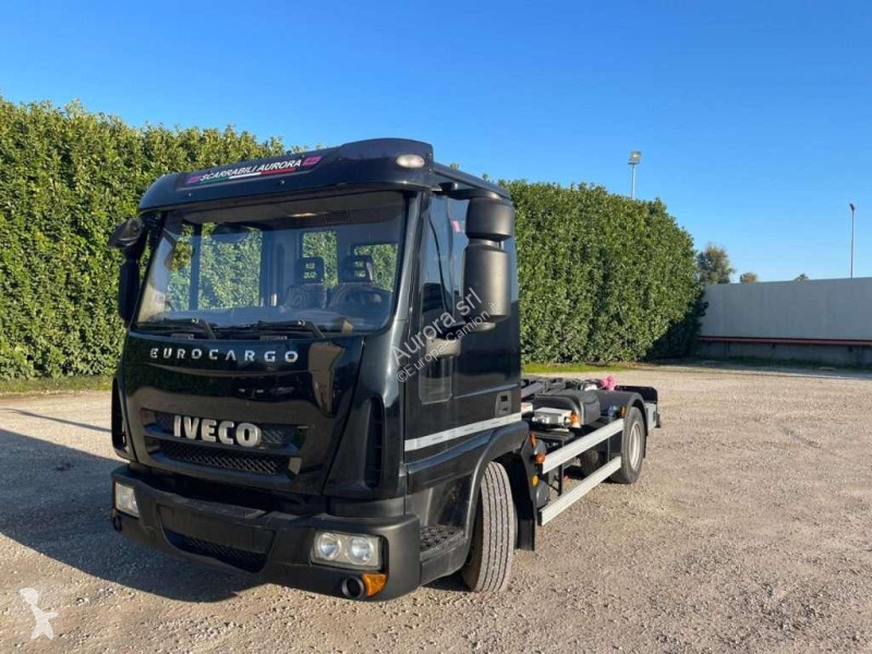 Camion Iveco EUROCARGO 75E18 CON SCARRABILE NUOVO