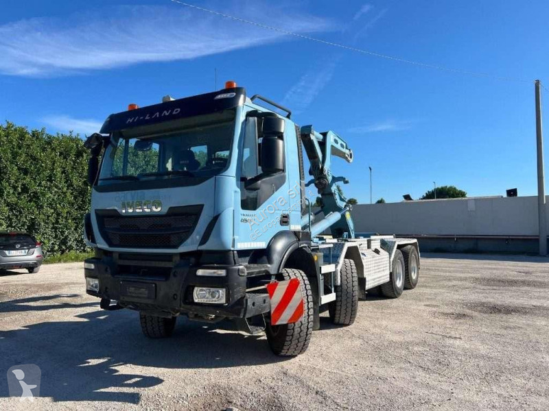 Camion Iveco TRAKKER 450 SCARRABILE