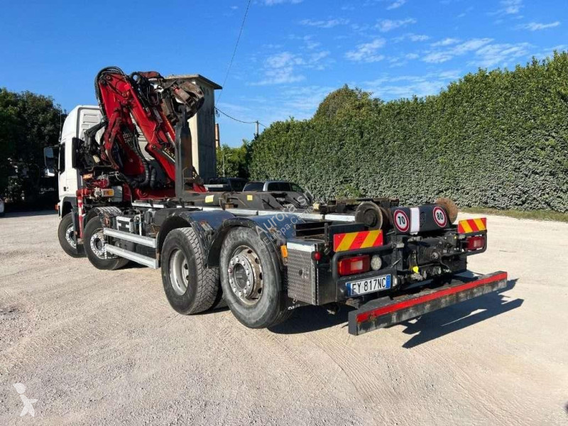 شاحنة Volvo FM82 SCARRABILE CON GRU E POLIPO