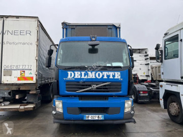 Camion obloane laterale suple culisante (plsc) Volvo