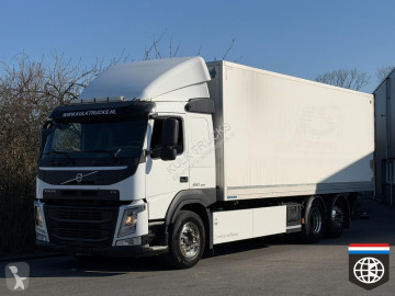 شاحنة Volvo FM 460 Sleeping cab Storage box - Tail lift - 6X2/4 - Fully air suspended - Steering axle