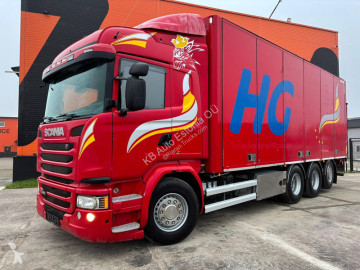 Camión furgón Scania