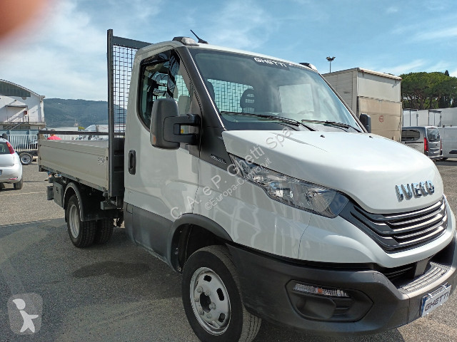 شاحنة Iveco Daily 35C14H