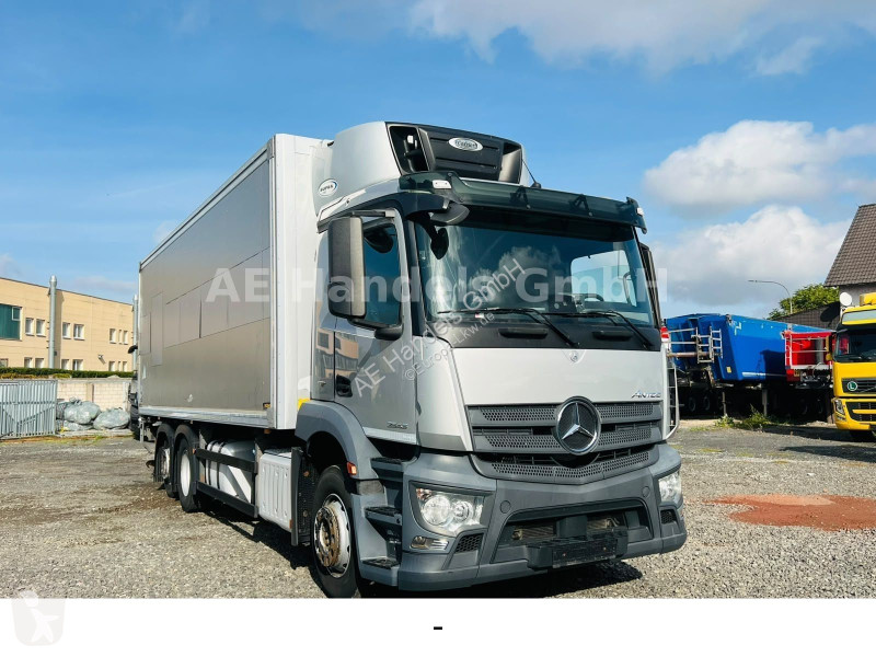 Teherautó Mercedes 2543 LL M CS...