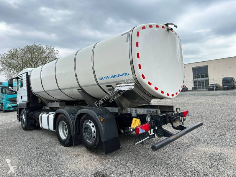Camion MAN 26.460
